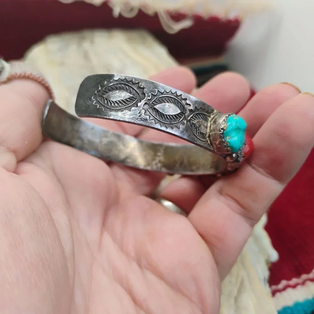 Vtg Navajo Old Pawn Sterling Silver Rough Stone Turquoise & Coral Cuff Bracelet - Picture 7 of 11